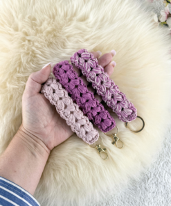 Poppy Wristlet Crochet Pattern