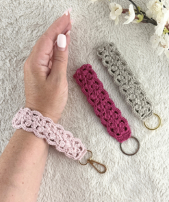 Alternative view of Magnolia Wristlet Crochet Pattern
