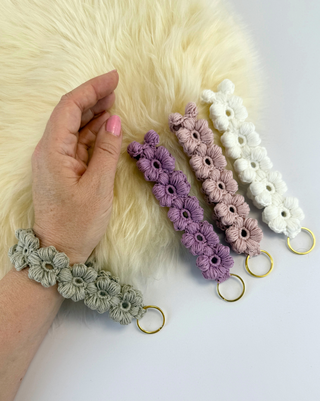 Crochet pattern for lovely Wristlet Primrose