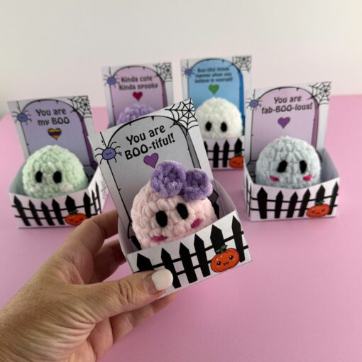 Super cute Ghost Crochet pattern + Printable Holders (25 different looks) - Image 2