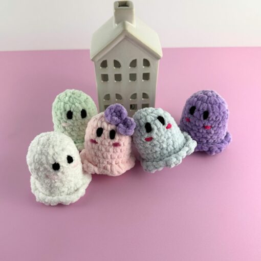 Super cute Ghost Crochet pattern + Printable Holders (25 different looks) - Image 3