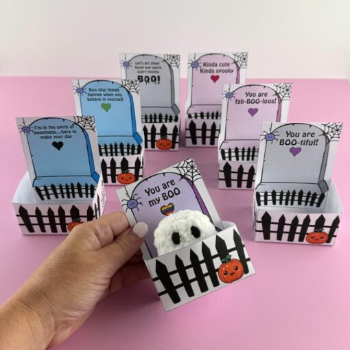 Super cute Ghost Crochet pattern + Printable Holders (25 different looks) - Image 7