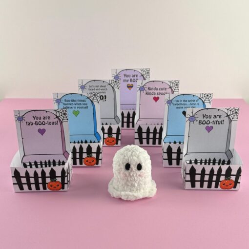 Super cute Ghost Crochet pattern + Printable Holders (25 different looks) - Image 8