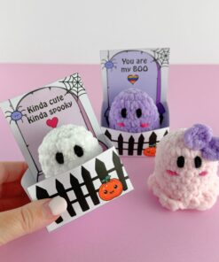 Super cute Ghost Crochet pattern + Printable Holders (25 different looks)