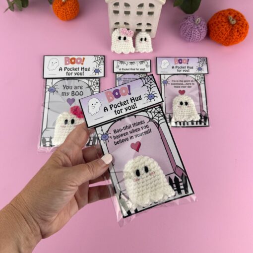 Ghost Hug Crochet pattern + Printable Cards & Gift Bag Toppers  (26 different looks) - Image 3