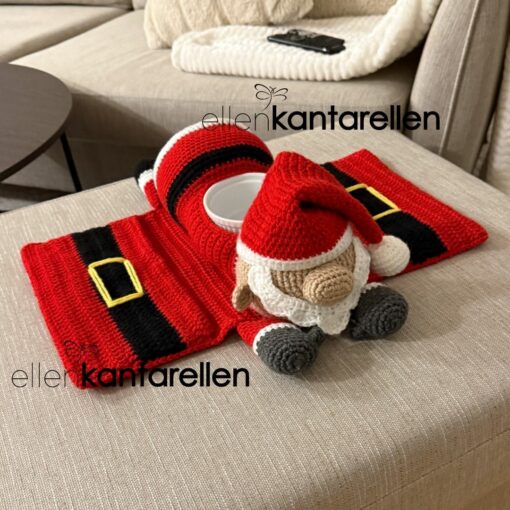 Crochet Santa Sofa Armrest Organizer pattern - Image 4