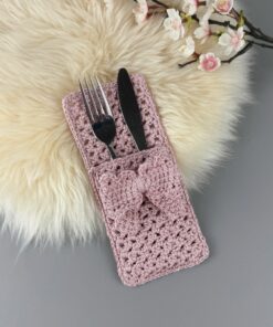 Alternative view of Crochet Cutlery Holder with Bow Pattern