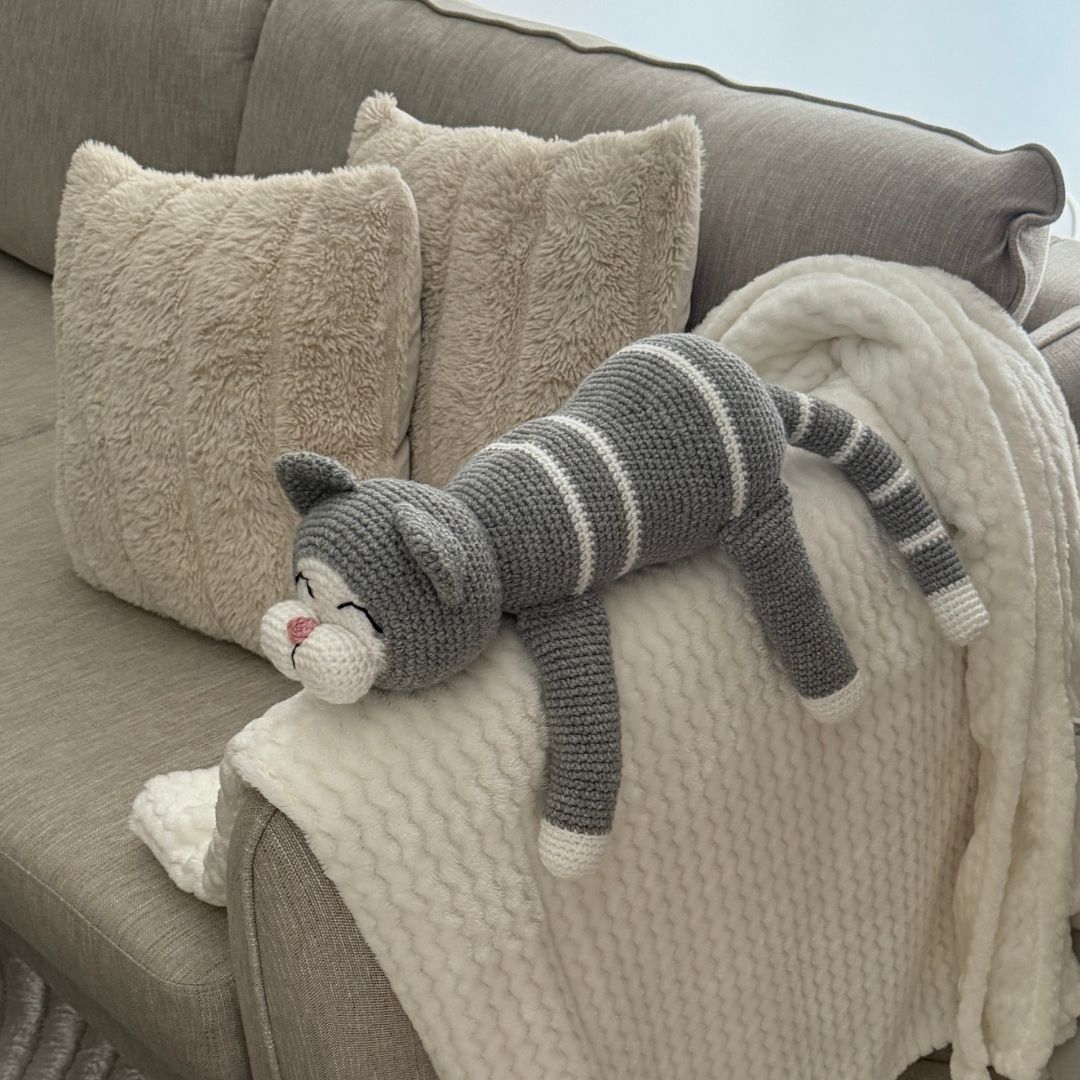 Crochet Couch Potato Cat pattern