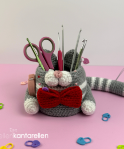 Crochet Hook Cat Organizer pattern