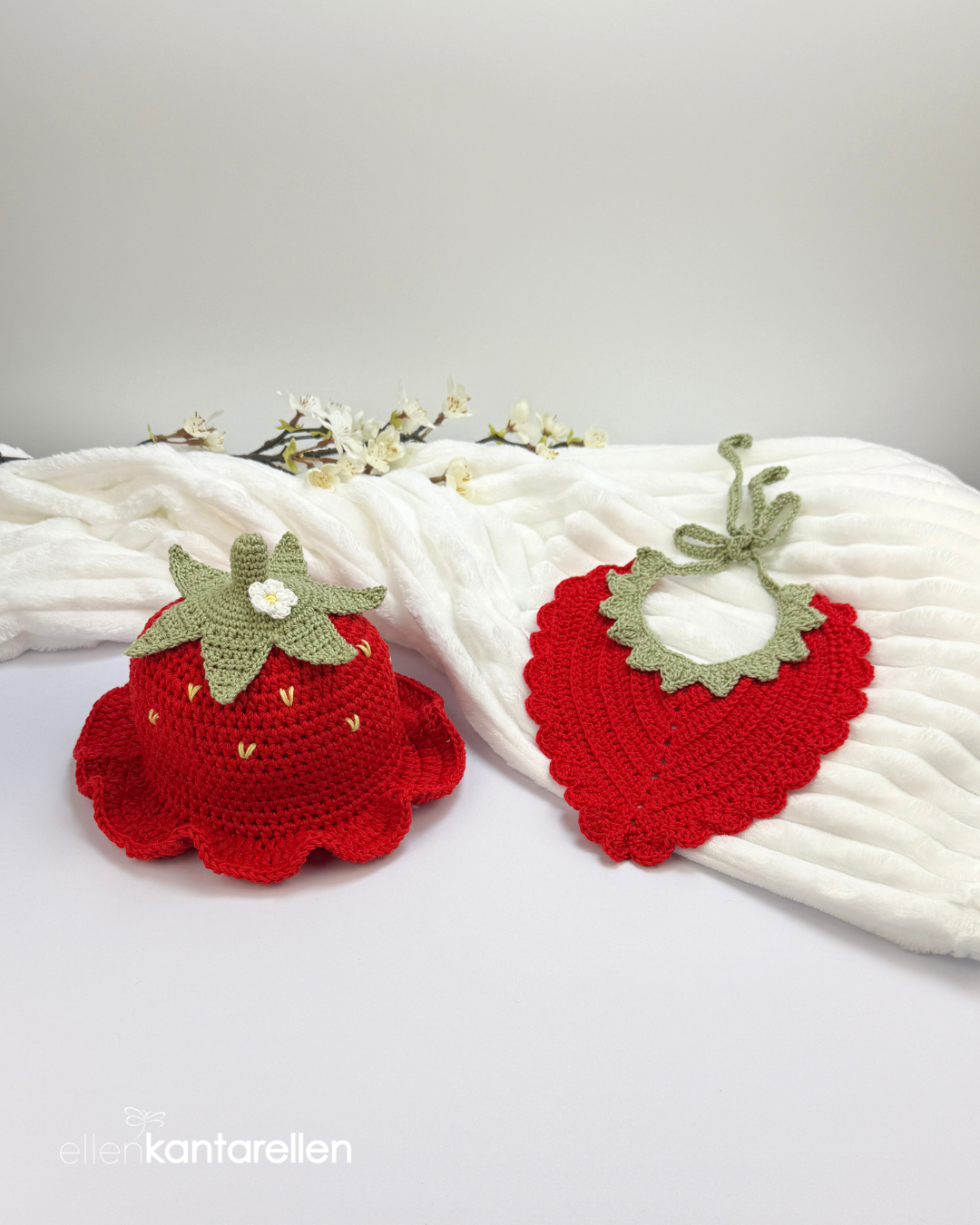 Crochet Strawberry set with Hat & BIB Pattern - Image 5